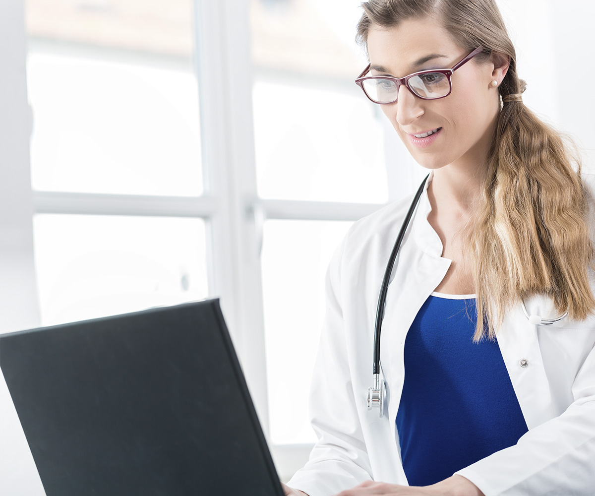 woman-doctor
